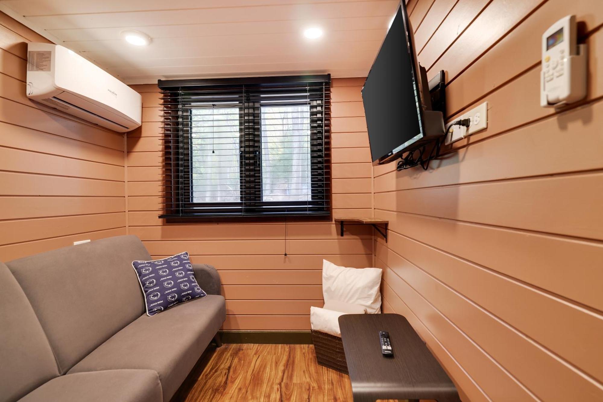 Camptel Poconos Lodging Albrightsville ภายนอก รูปภาพ