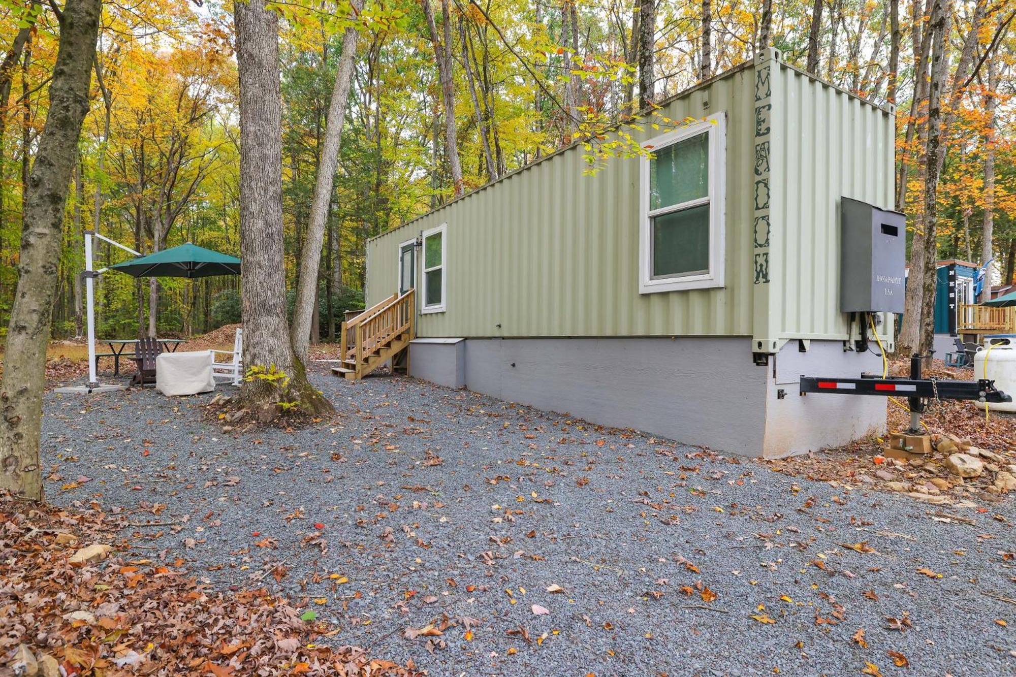 Camptel Poconos Lodging Albrightsville ภายนอก รูปภาพ
