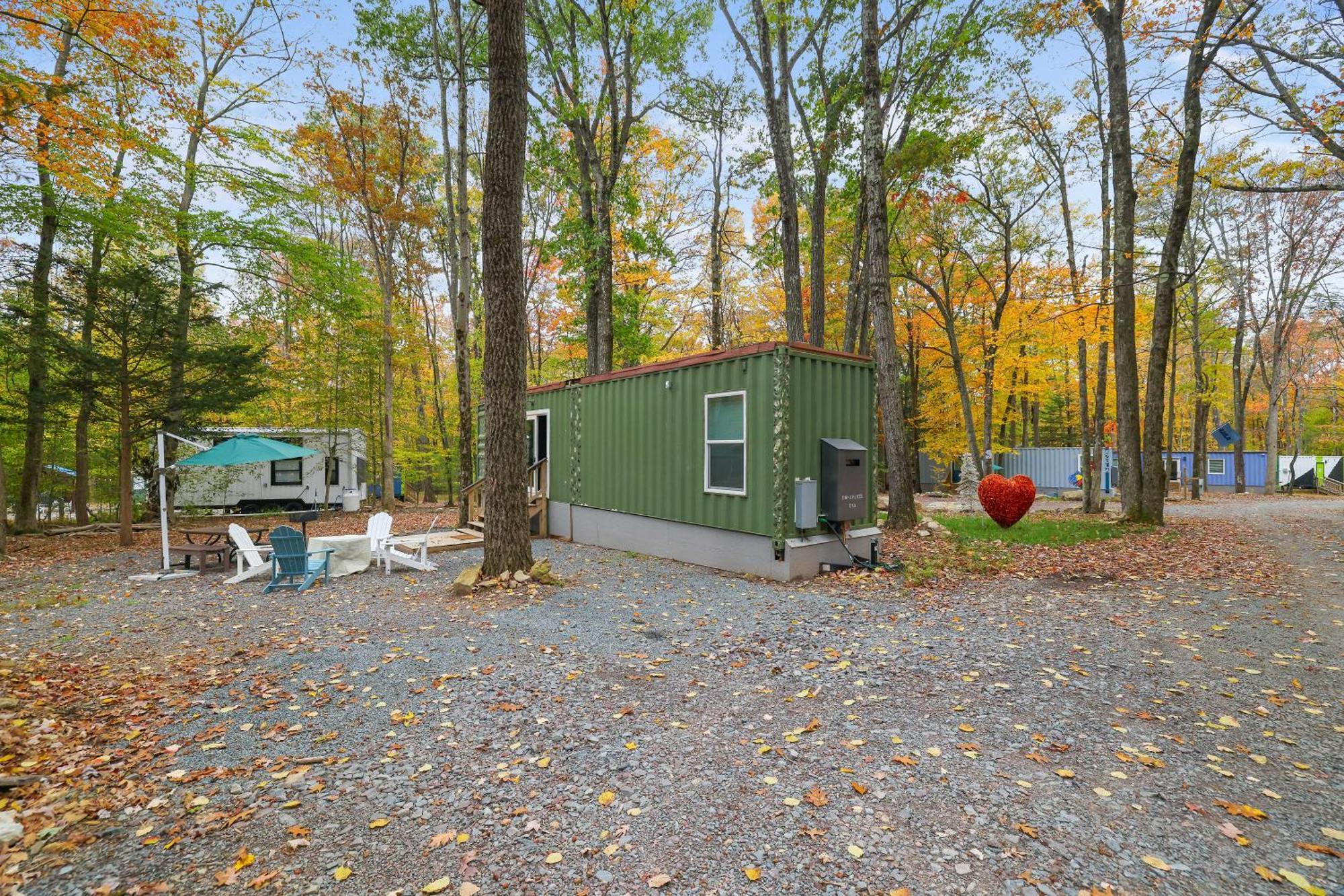 Camptel Poconos Lodging Albrightsville ภายนอก รูปภาพ