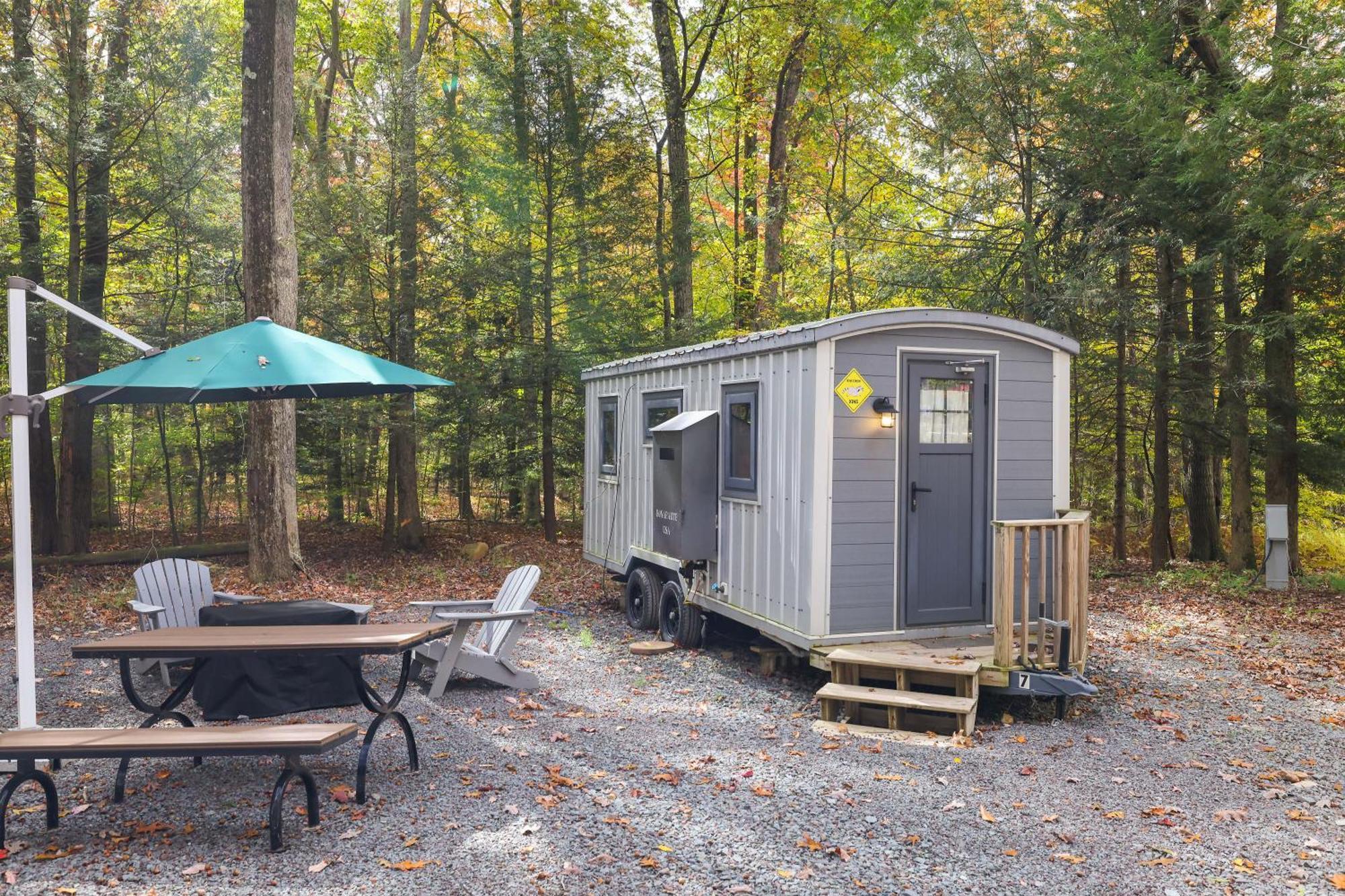 Camptel Poconos Lodging Albrightsville ภายนอก รูปภาพ