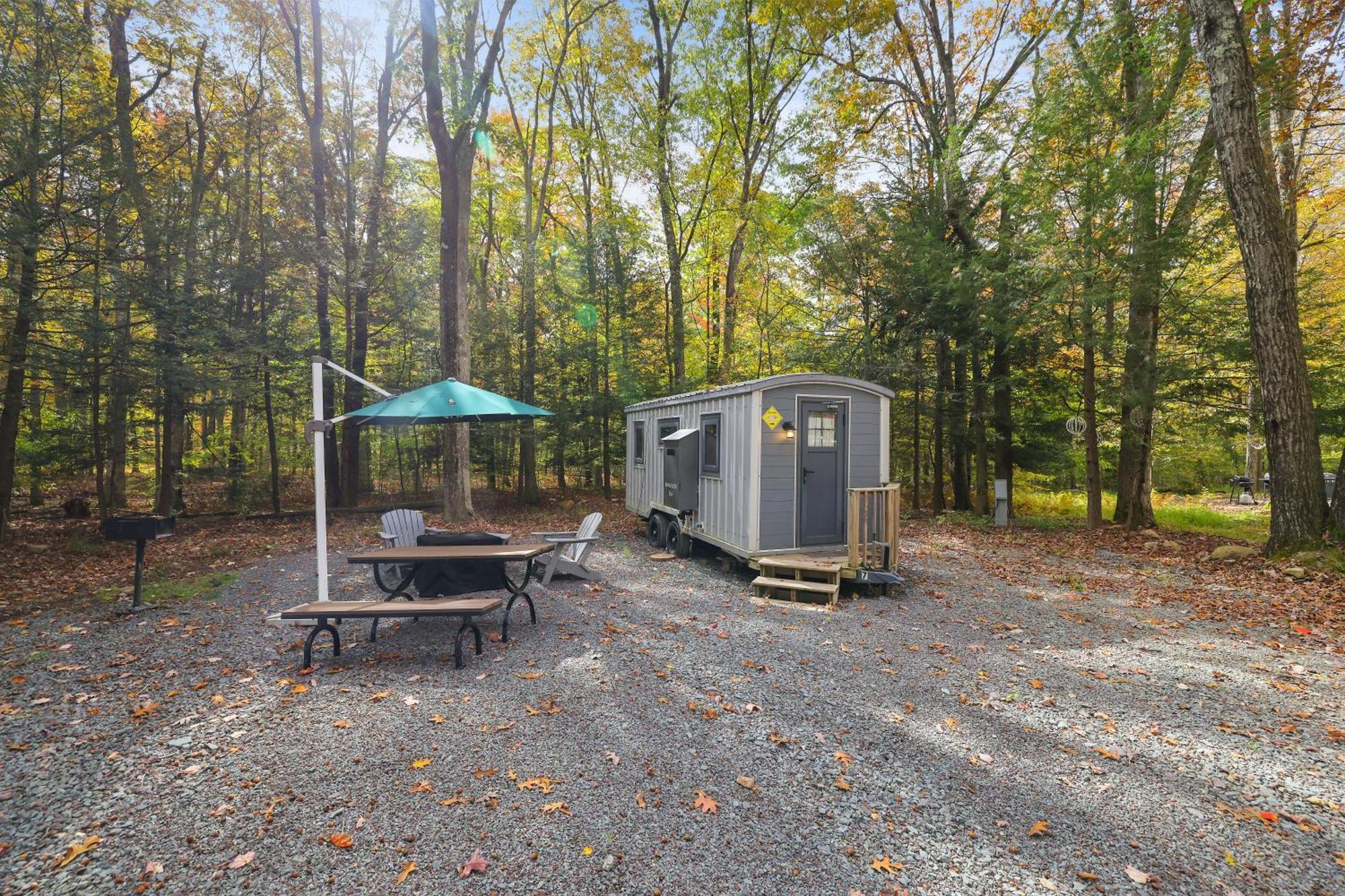 Camptel Poconos Lodging Albrightsville ภายนอก รูปภาพ